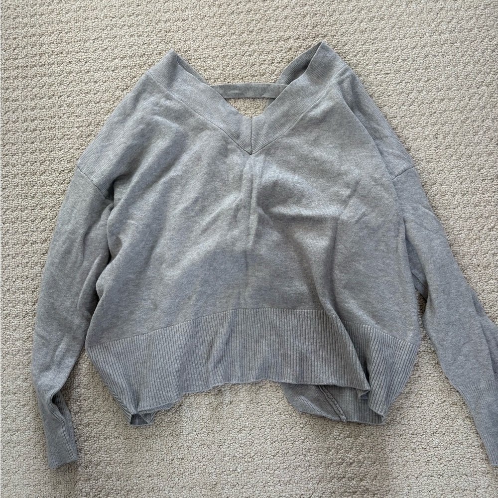 Deluc Women's Off-the-Shoulder V-Neck Sweater in Light Gray